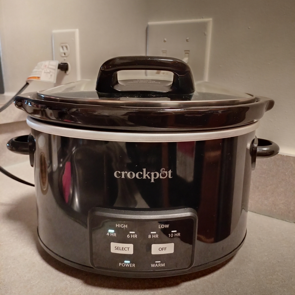 Crockpot Slow Cooker (Good As New)